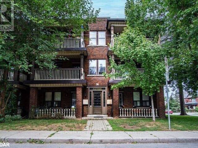 2 HYDE PARK Avenue Hamilton Ontario