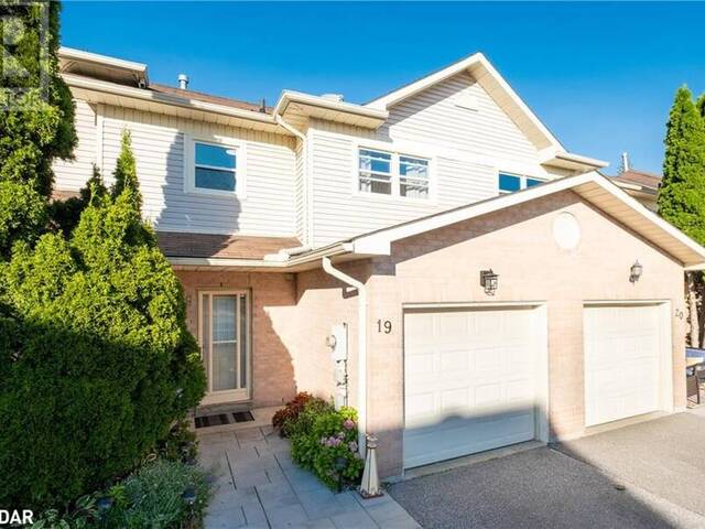 120 D'AMBROSIO Drive Unit# 19 Barrie Ontario