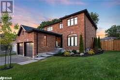 993 WHITNEY Crescent Midland