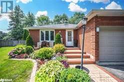 11 NUGENT Court Barrie