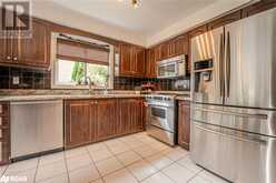 141 FERNDALE Drive S Barrie