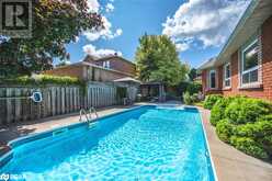 141 FERNDALE Drive S Barrie