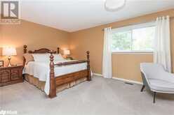 310 HICKLING Trail Barrie