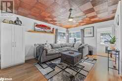 3829 CROSSLAND Road Springwater