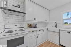 3829 CROSSLAND Road Springwater