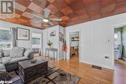 3829 CROSSLAND Road Springwater