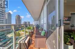 33 SHORE BREEZE Drive Unit# 1611 Toronto