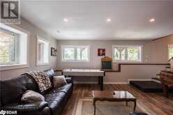 8098 LAIDLAW Avenue Washago