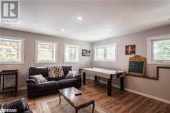 8098 LAIDLAW Avenue Washago