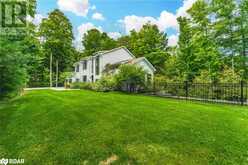 2072 WILKINSON Street Innisfil