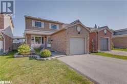 9 LINDSAY Court Barrie