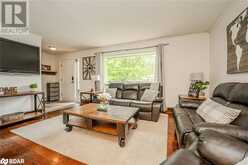 13 COOKS Drive Uxbridge