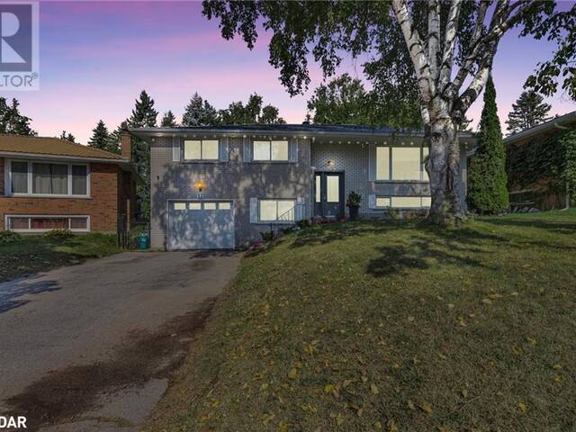 12 ROSLYN Road Barrie Ontario