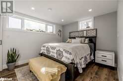 3742 HORSESHOE Road Unit# Lower Springwater