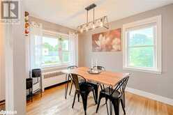 1556 FLOS RD 4 W Phelpston