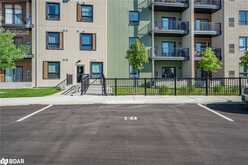 5 CHEF Lane Unit# 208 Barrie