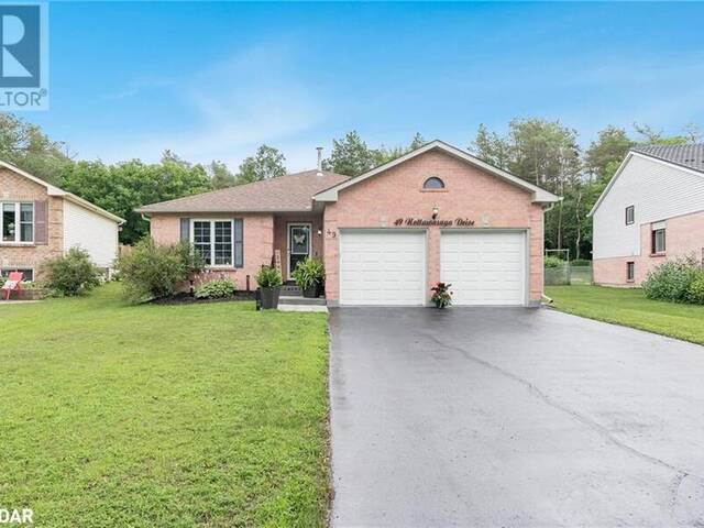 49 NOTTAWASAGA Drive Angus Ontario