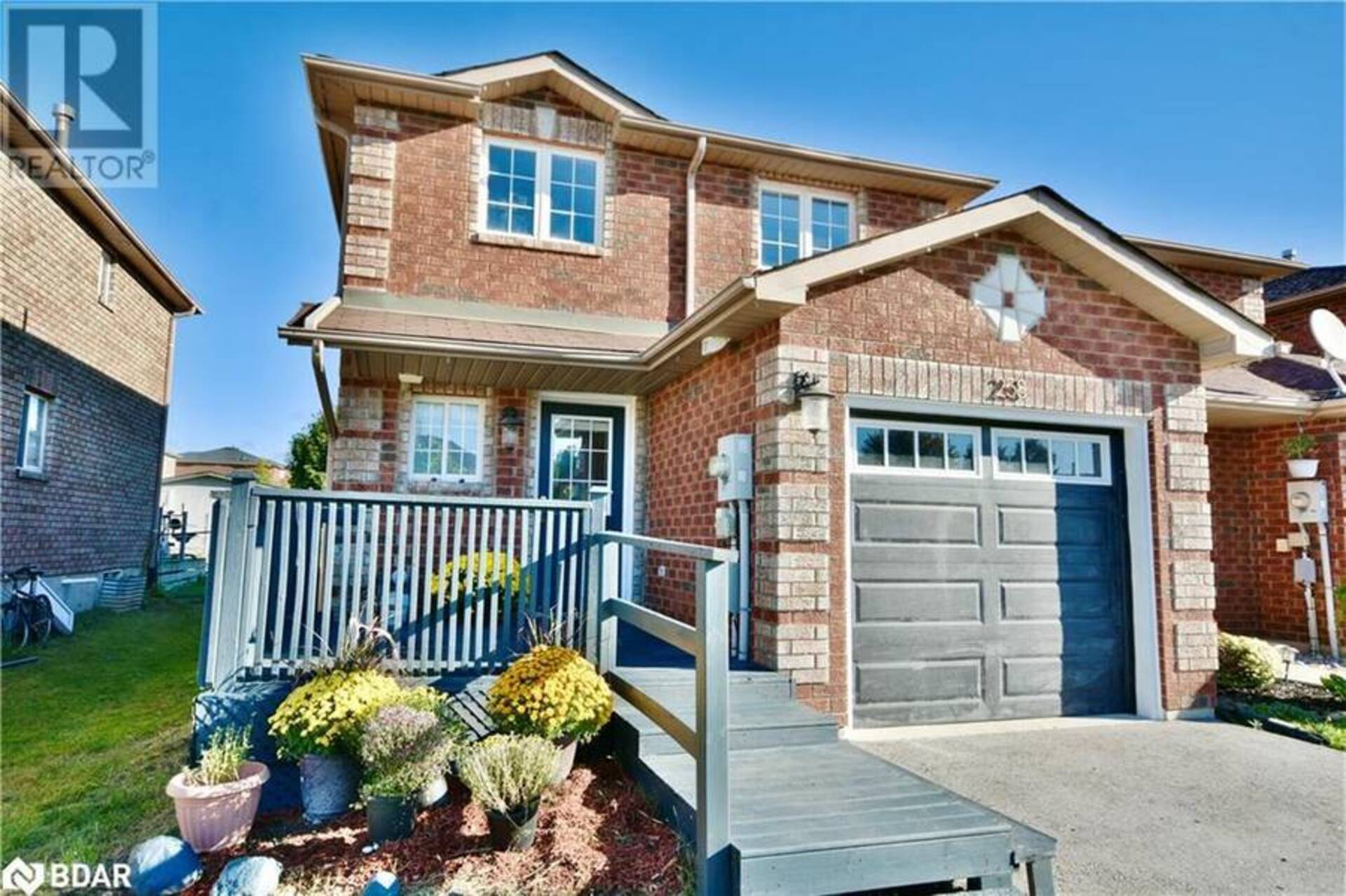 258 DUNSMORE Lane Barrie