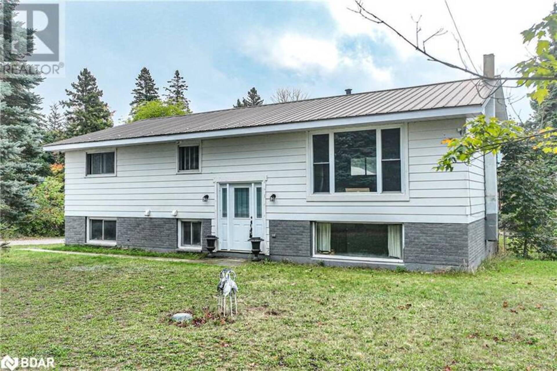 8732 HIGHWAY 12 Oro-Medonte