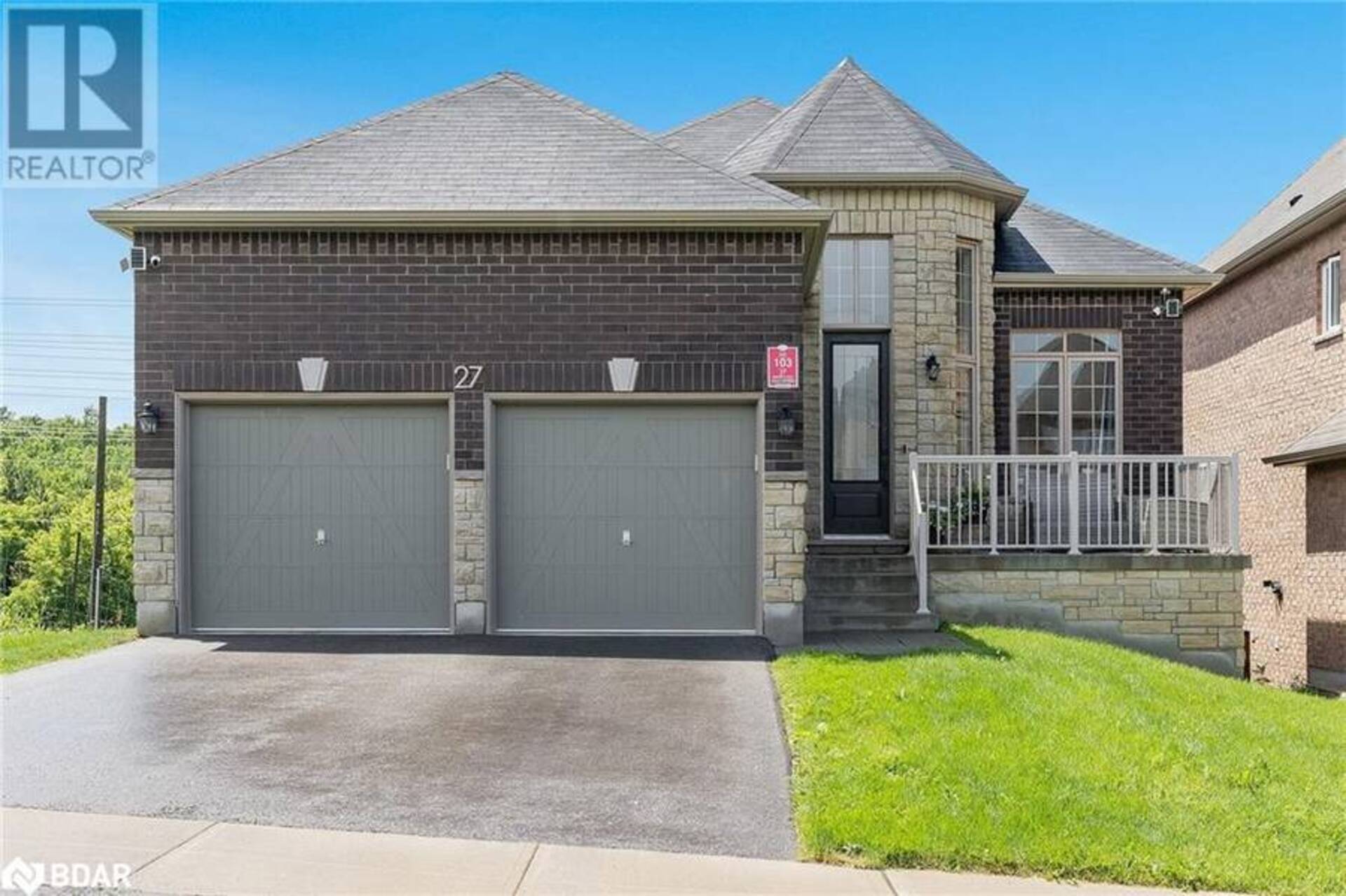 27 MUIRFIELD Drive Barrie