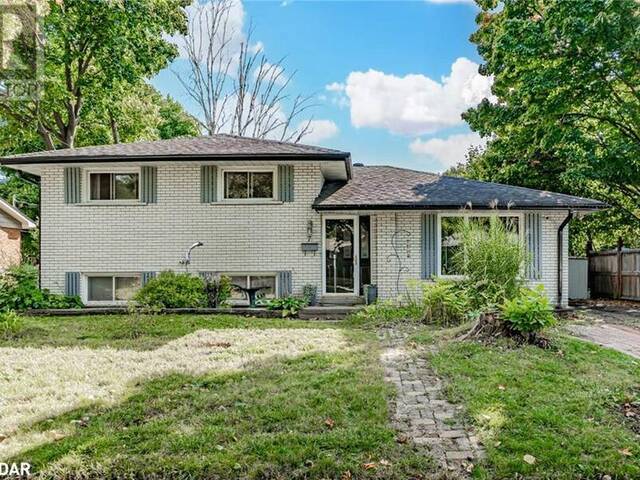 7 ALEXANDER Avenue Barrie Ontario