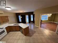 114 RAYMOND Crescent Unit# upper Barrie