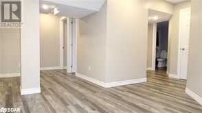 33 CAMELOT Square Unit# Lower Barrie