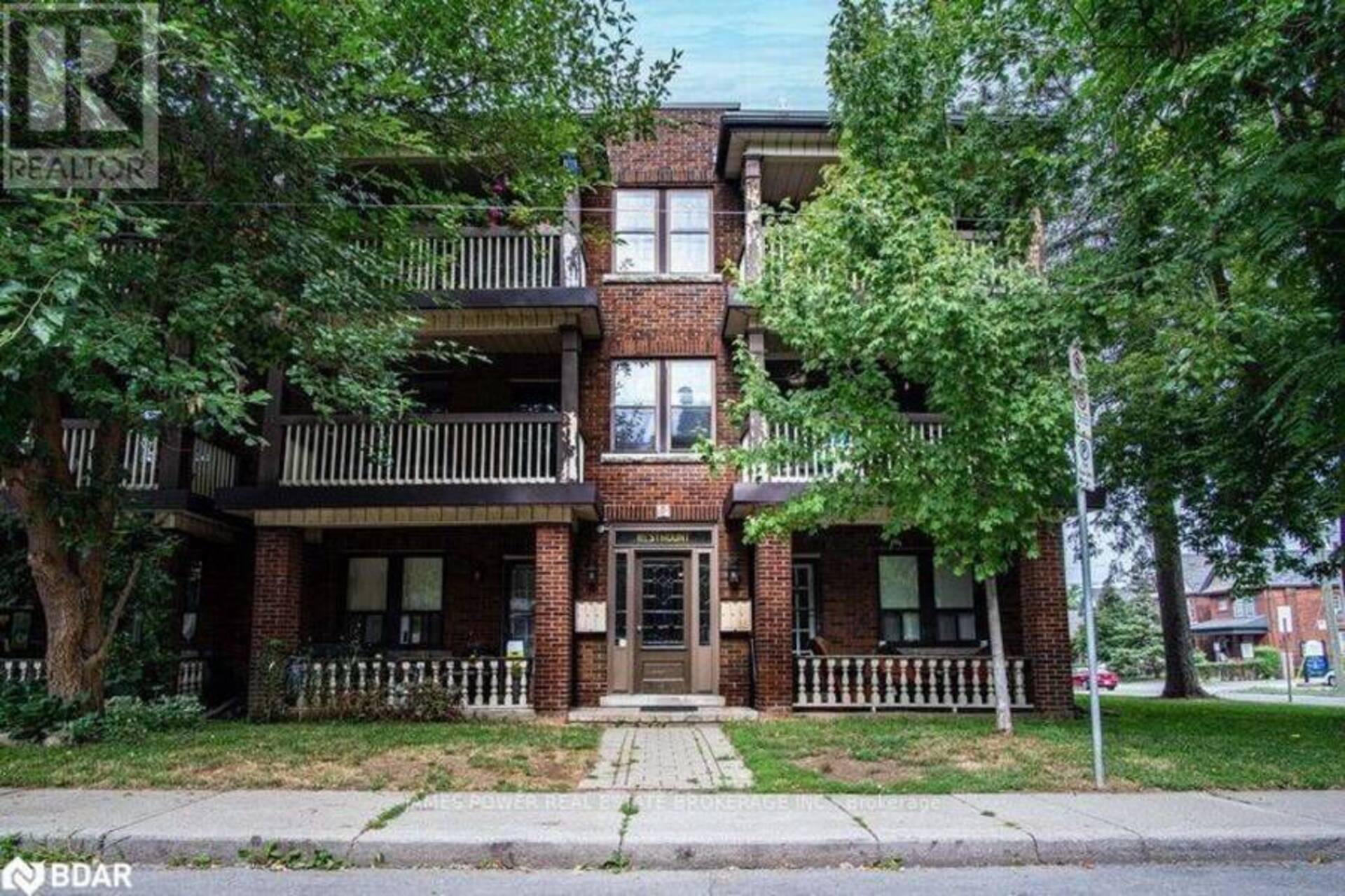 2 HYDE PARK Avenue Unit# 4 Hamilton