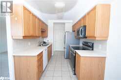 90 DEAN Avenue Unit# 412 Barrie