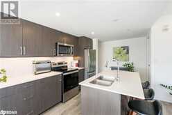 58 LAKESIDE Terrace Unit# 812 Barrie