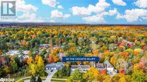 30 THE GRANITE BLUFF Bracebridge