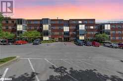 291 BLAKE Street Unit# 402 Barrie