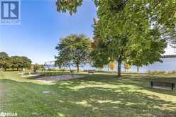 36 KEMPENFELT Drive Barrie