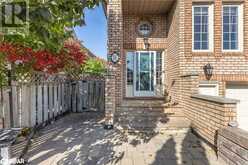 36 KEMPENFELT Drive Barrie