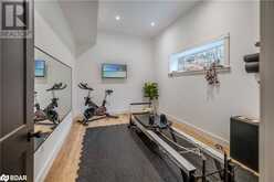 1025 DAVIS Drive Gravenhurst