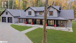 1025 DAVIS Drive Gravenhurst