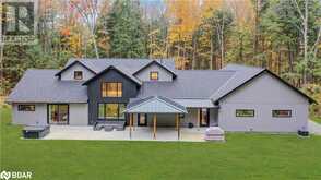 1025 DAVIS Drive Gravenhurst