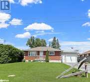 8 ROBINSON Road Elmvale