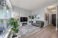 80 MARINE PARADE Drive Unit# 201 Etobicoke