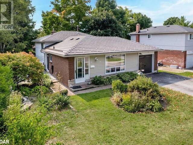 33 ROSLYN Road Barrie Ontario