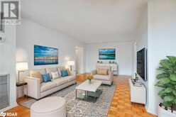 10 EDGECLIFF GOLFWAY Unit# 317 Toronto