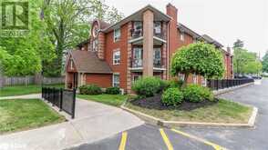 131 CLAPPERTON Street Unit# 305 Barrie