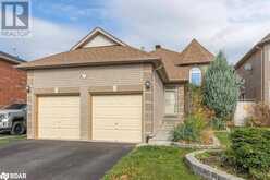 4 HEWITT Place Barrie