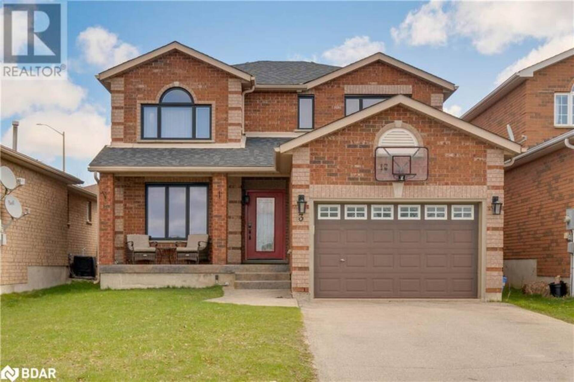 3 LOGAN Court Barrie