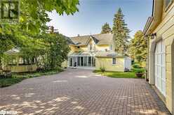 230 KEMPENFELT Drive Barrie