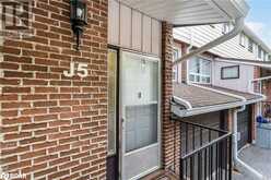 63 FERRIS Lane Unit# J5 Barrie