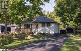 47 LAKESHORE Road W Guthrie