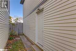 5 DICKENS Drive Barrie