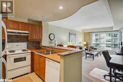 2 TORONTO Street Unit# 1507 Barrie