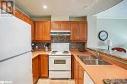 2 TORONTO Street Unit# 1507 Barrie